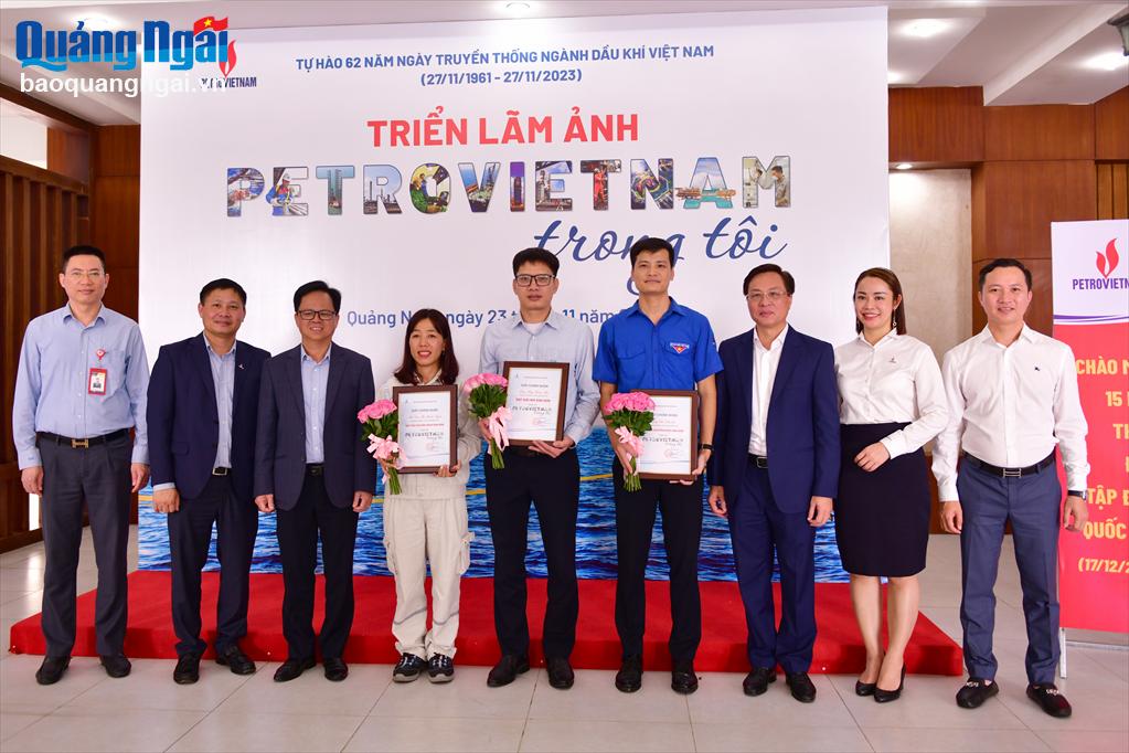 Triển lãm ảnh và trao giải cuộc thi “Petrovietnam trong tôi” khu vực miền Trung