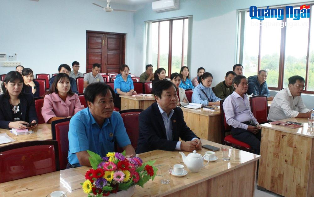 Bồi dưỡng lý luận chính trị cho đối tượng kết nạp Đảng