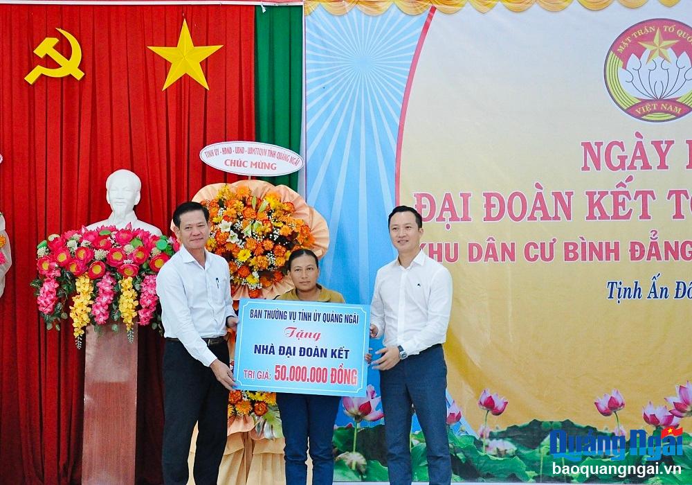 Khu dân cư Bình Đẳng tổ chức Ngày hội Đại đoàn kết toàn dân tộc