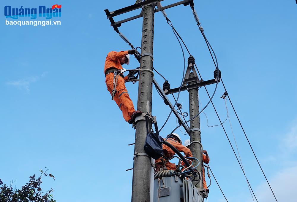 Đảm bảo an toàn điện trong mùa mưa bão