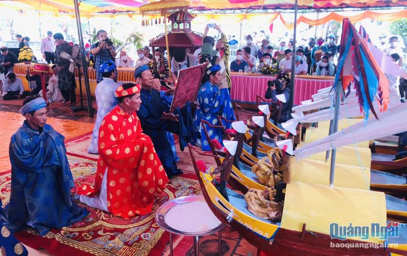 Tổ chức Lễ khao lề thế lính Hoàng Sa quy mô cấp quốc gia