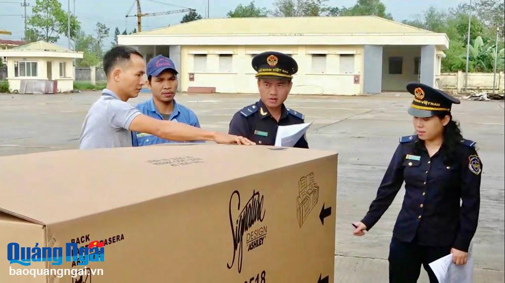 Quản lý hoạt động thương mại trên biển