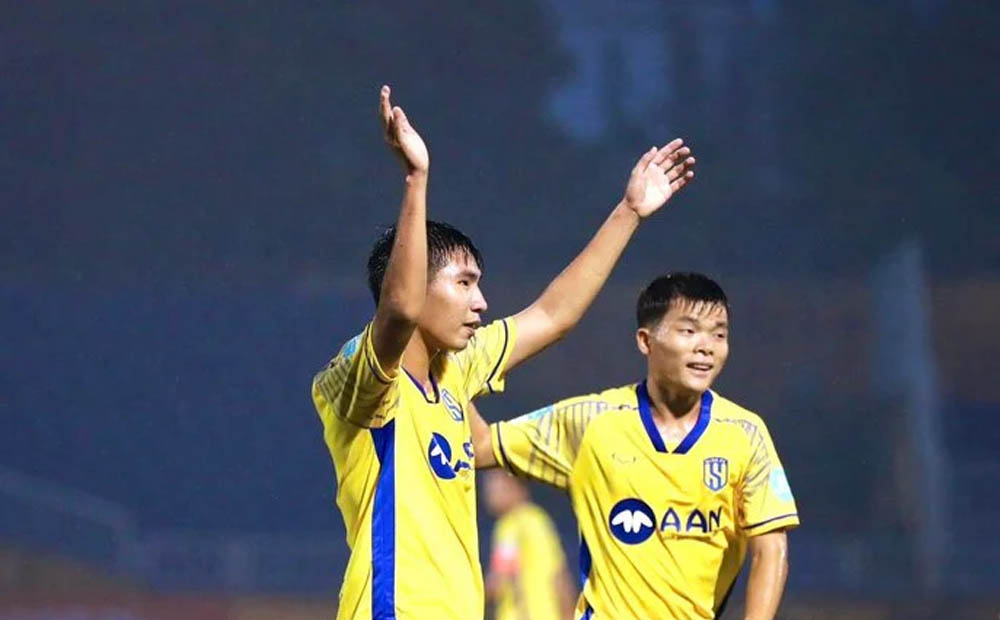 Thắng đậm Đồng Tháp, SLNA vào vòng 1/8 Cúp Quốc gia