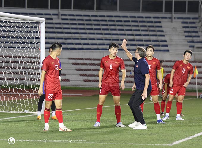 Vượt qua thách thức