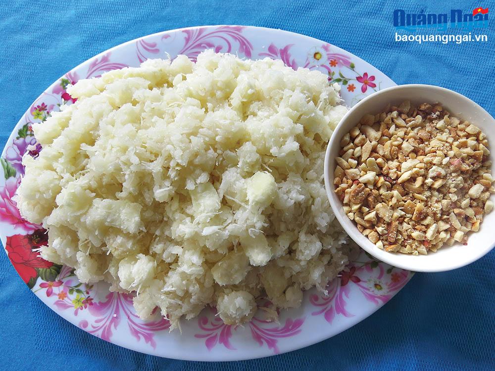 Ấm lòng xôi nếp củ mì