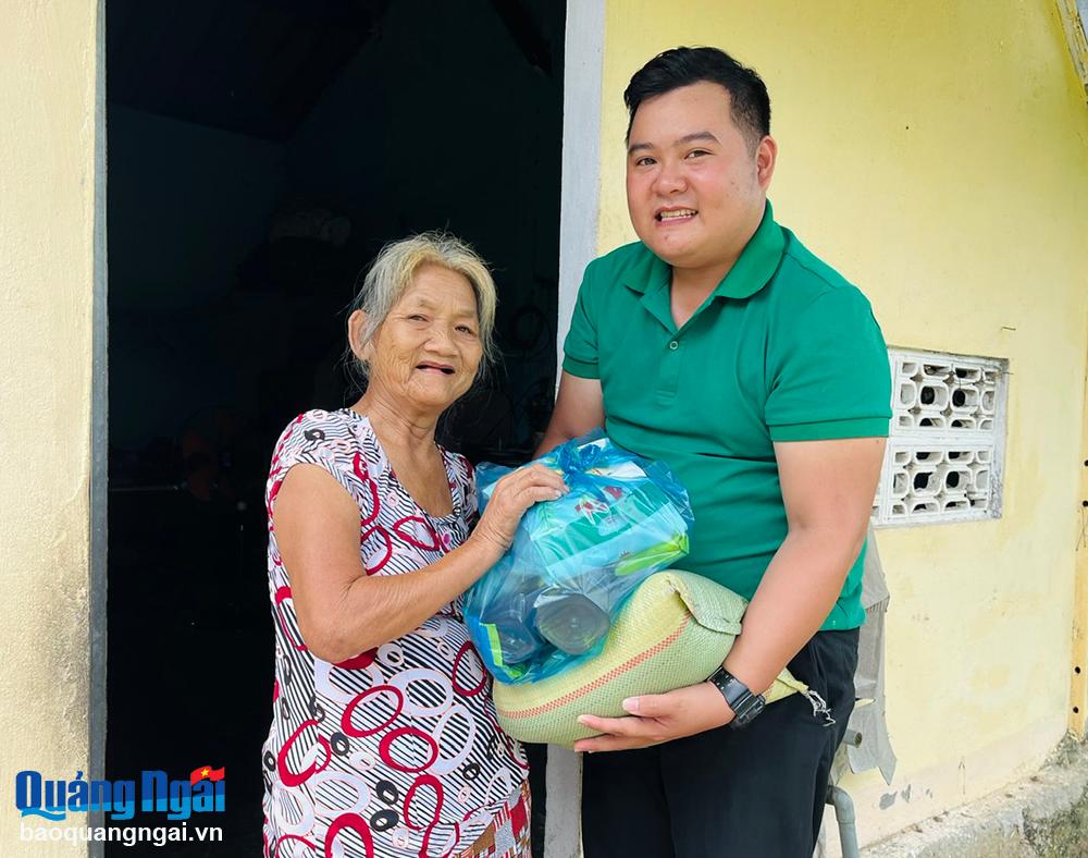 Người nối nhịp cầu nhân ái