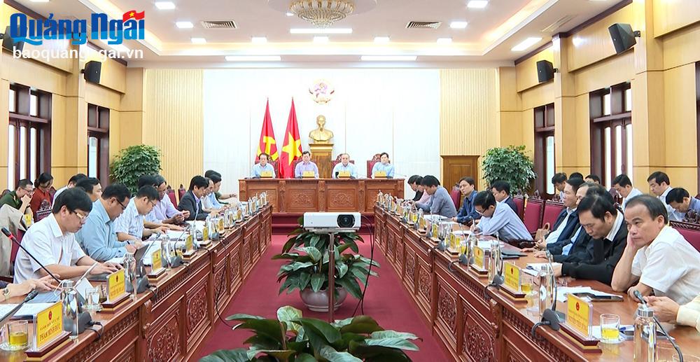Họp đánh giá kết quả phát triển kinh tế - xã hội năm 2023 