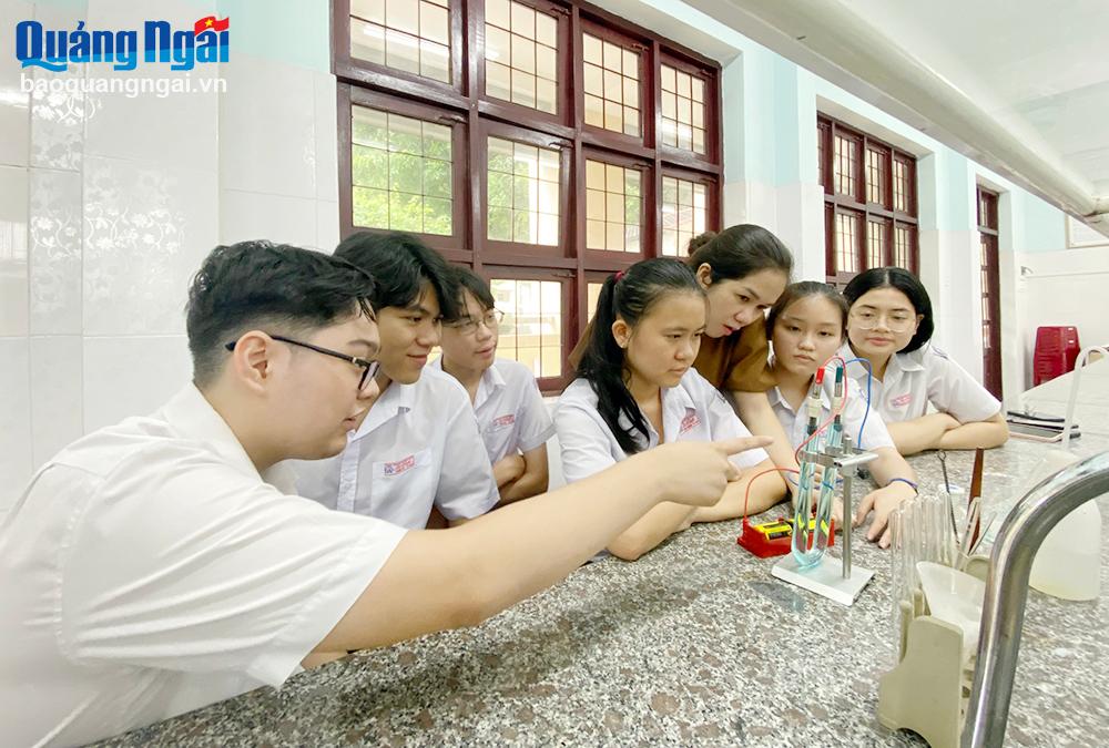 Dự thảo Luật Nhà giáo: Đề xuất nhiều chính sách mới cho giáo viên