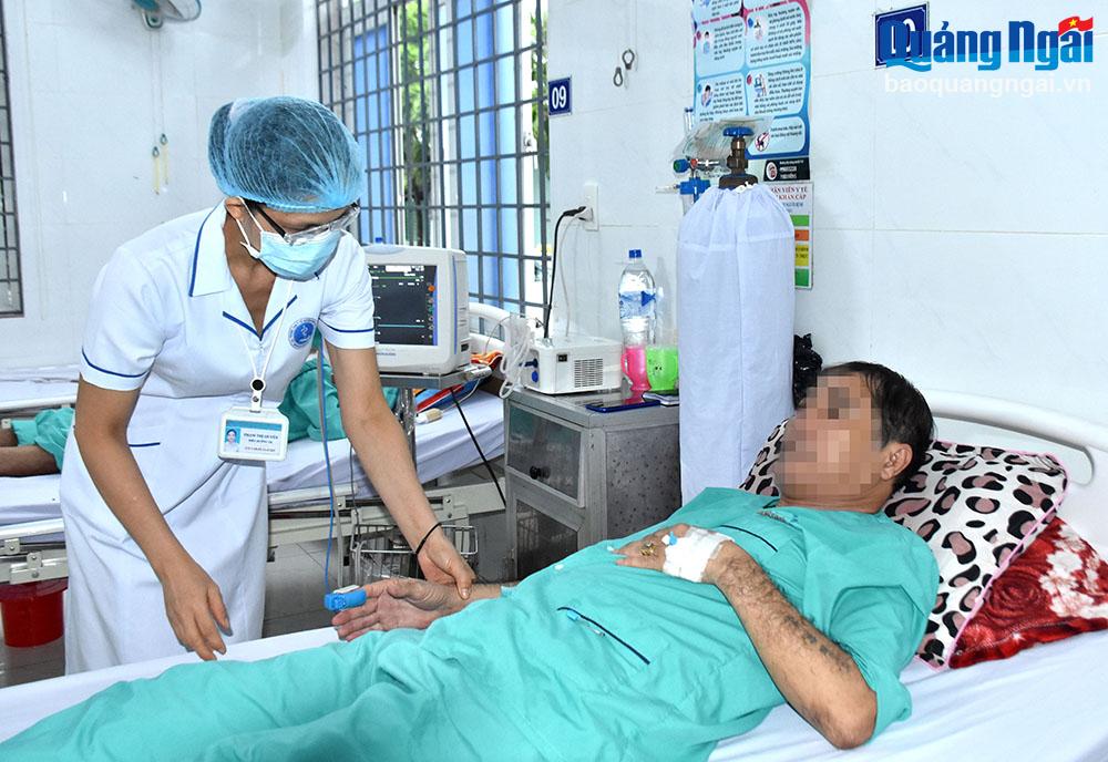 Điều trị bệnh không lây nhiễm ở cơ sở còn nhiều bất cập