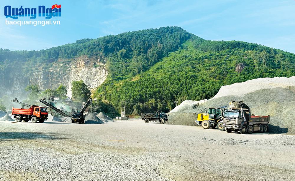 Bảo vệ môi trường trong khai thác khoáng sản