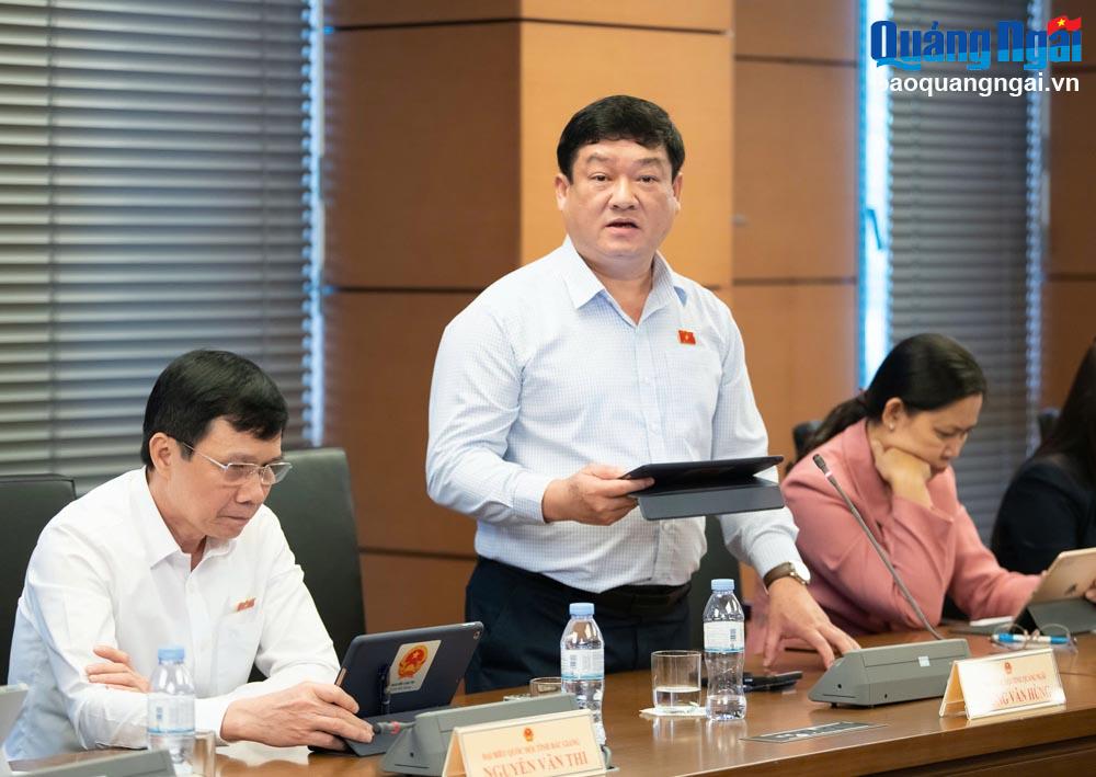 Thảo luận dự thảo Luật sửa đổi, bổ sung một số điều của Luật Hoạt động giám sát của Quốc hội và HĐND