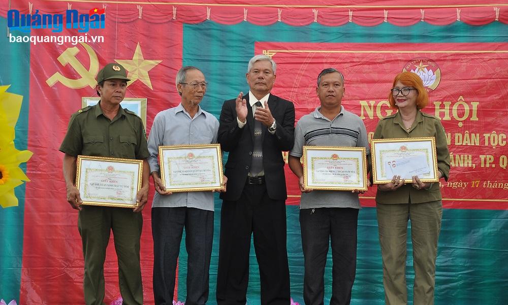 Ngày hội Đại đoàn kết toàn dân tộc ở khu dân cư số 6