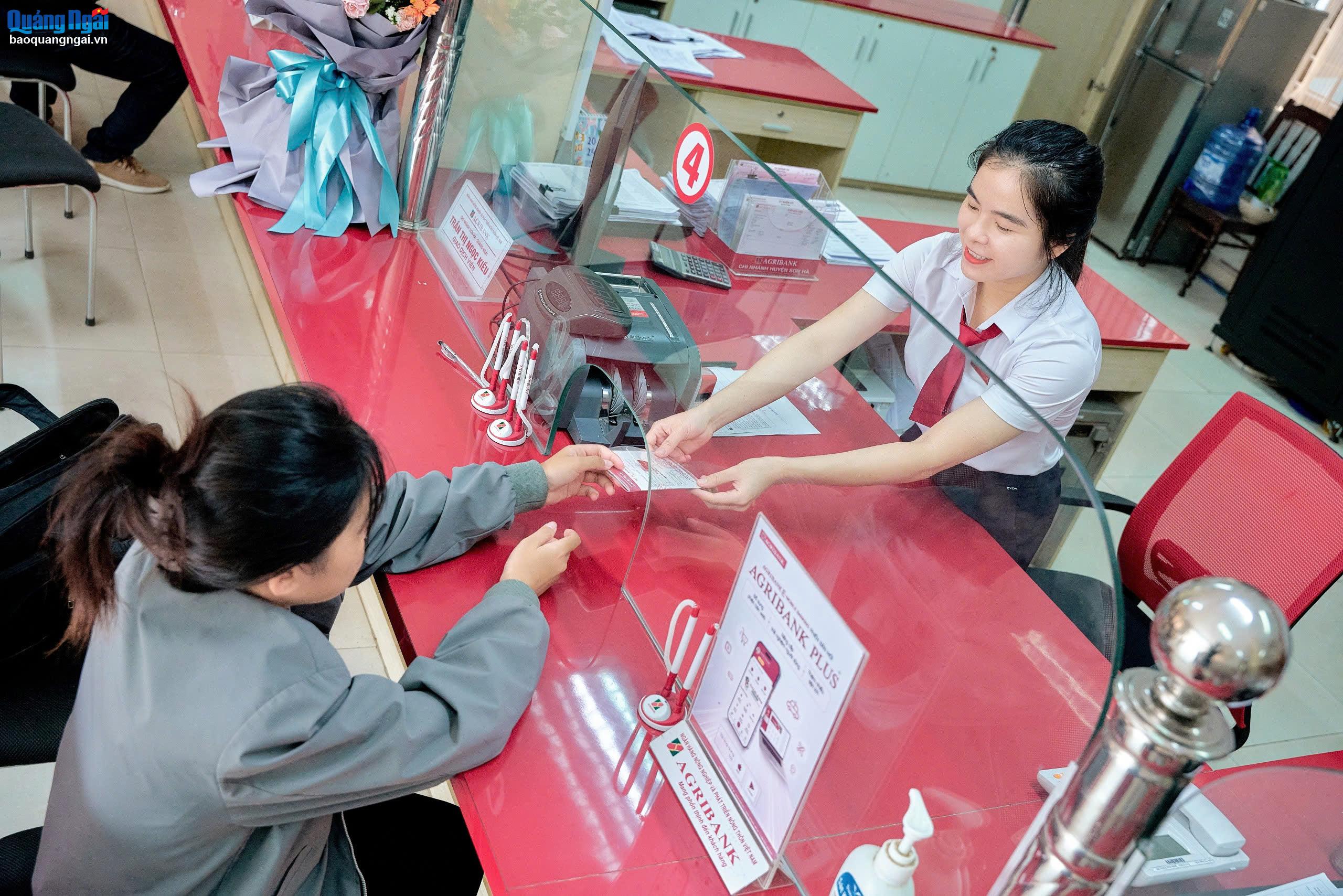 Kịp thời ngăn chặn một khách hàng bị kẻ xấu lừa đảo chuyển tiền