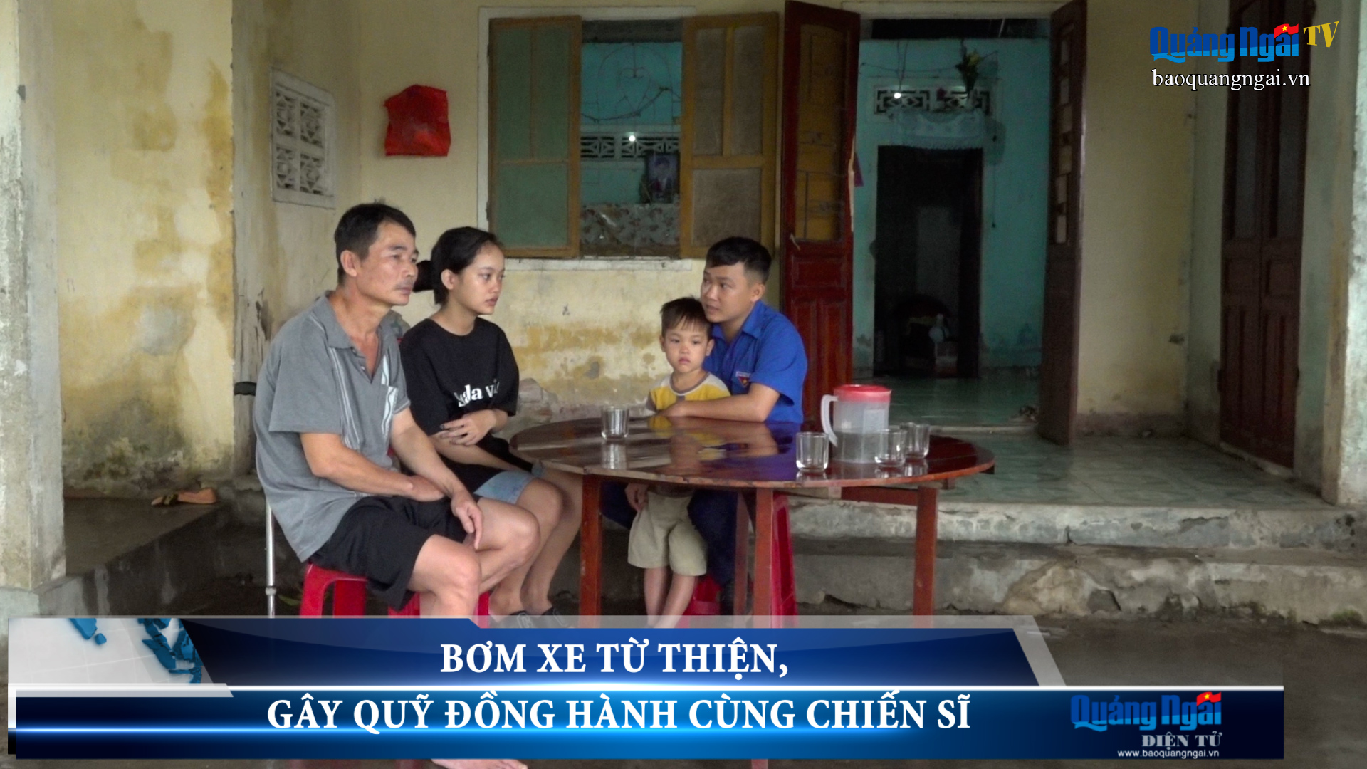 Video: Bơm xe từ thiện, gây quỹ đồng hành cùng chiến sĩ