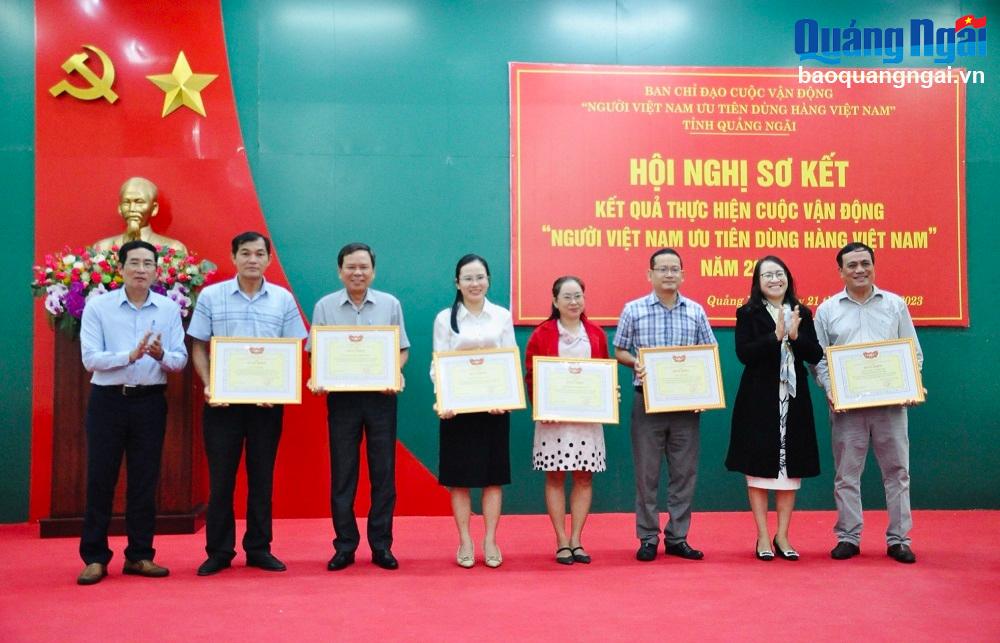 Sơ kết Cuộc vận động “Người Việt Nam ưu tiên dùng hàng Việt Nam” năm 2023