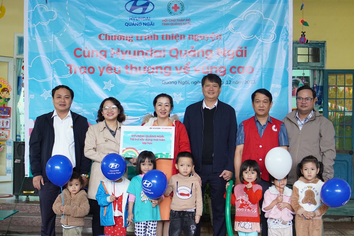 Cùng Hyundai Quảng Ngãi trao yêu thương về vùng cao
