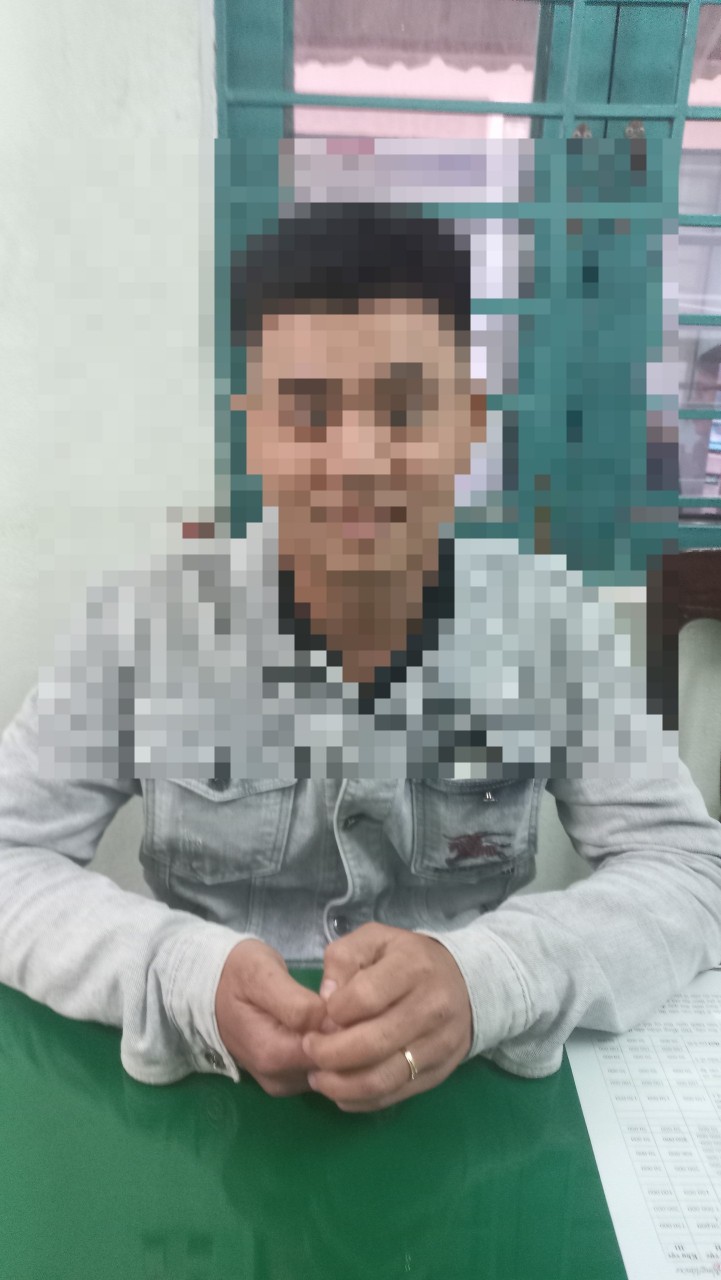 Vận động 1 đối tượng truy nã ra đầu thú