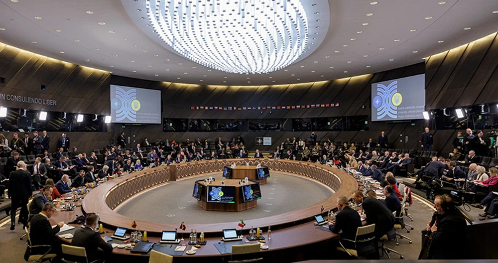  NATO thảo luận về kết nạp thành viên mới