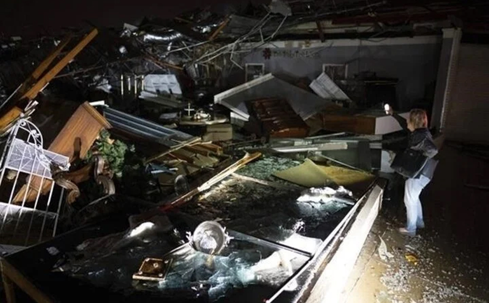 Mỹ: Bão và lốc xoáy dữ dội ở Tennessee, ít nhất 6 người thiệt mạng