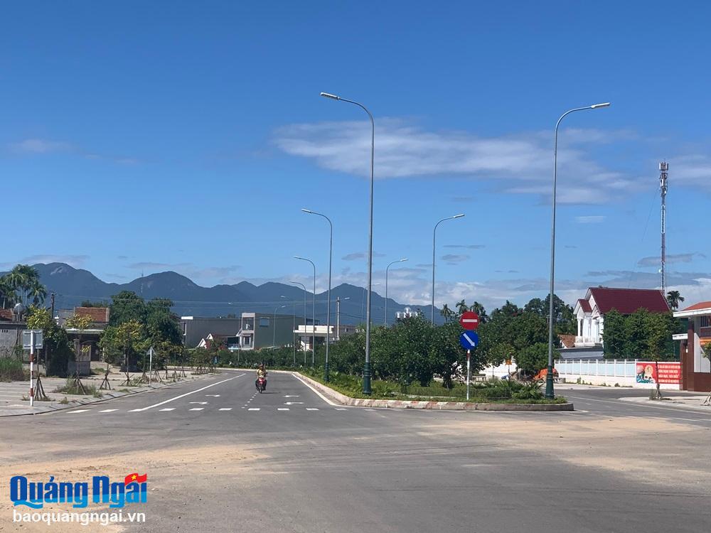 Công nhận Đô thị mới Sơn Tịnh đạt chuẩn đô thị loại V