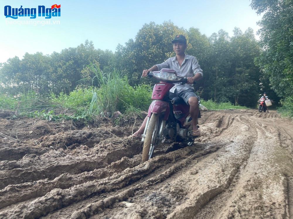 Tuyến đường Tịnh Hà - Tịnh Thọ xuống cấp nghiêm trọng