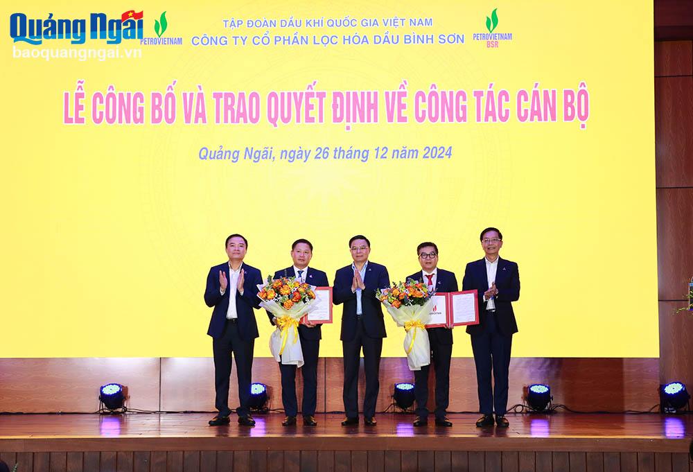 Công bố và trao quyết định bổ nhiệm cán bộ tại Công ty CP Lọc hóa dầu Bình Sơn