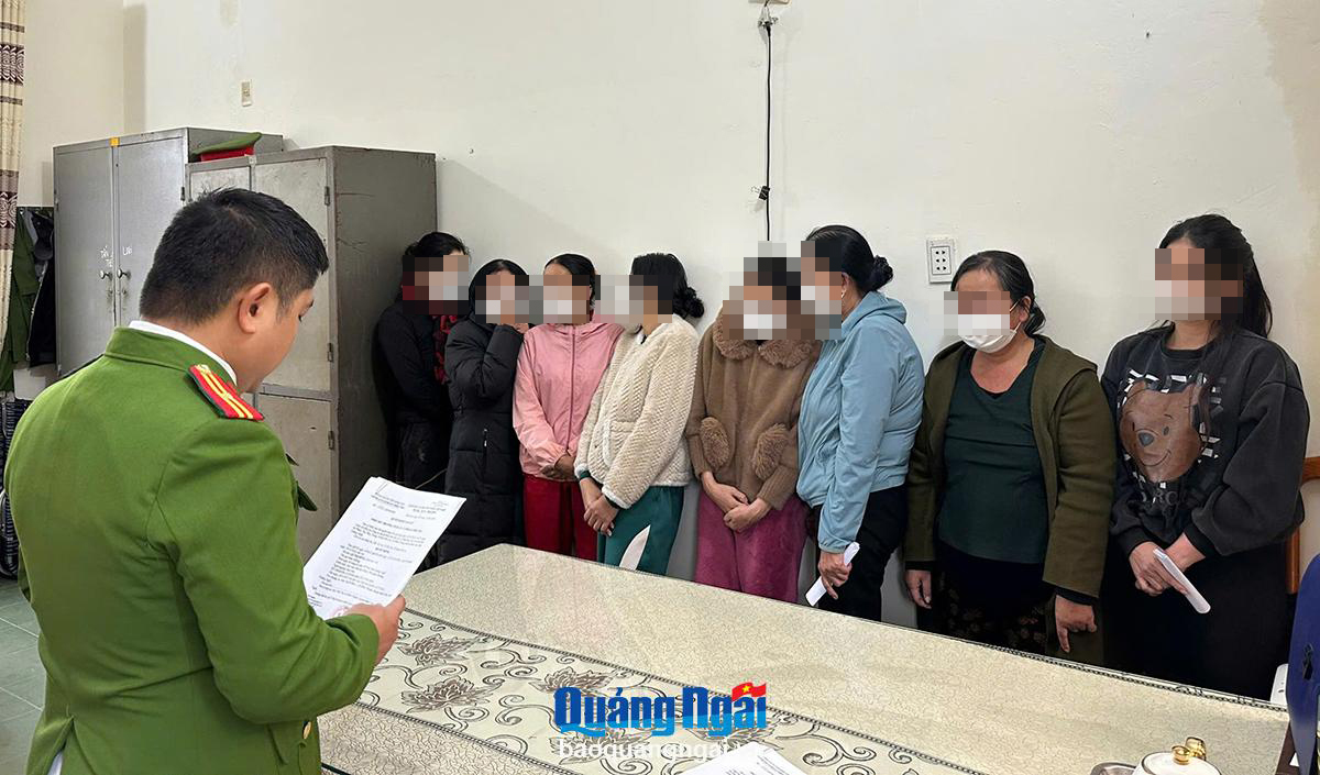 Triệt phá sòng bạc của các 