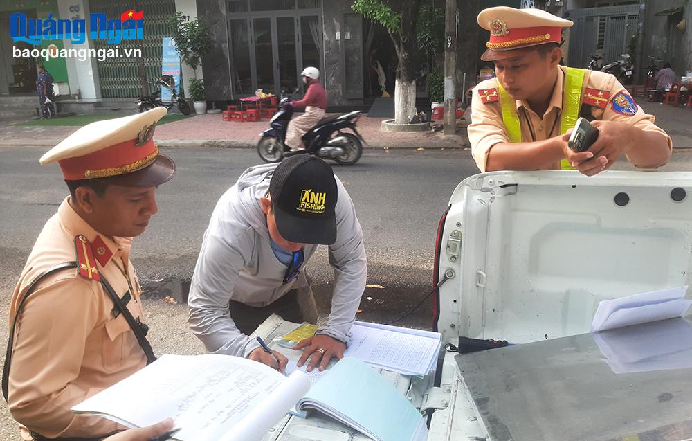 Đảm bảo trật tự an toàn giao thông dịp cuối năm