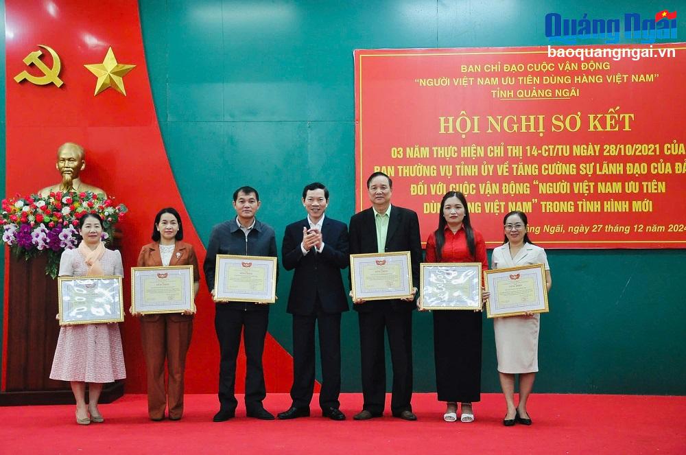 Sơ kết 3 năm thực hiện Cuộc vận động “Người Việt Nam ưu tiên dùng hàng Việt Nam” 