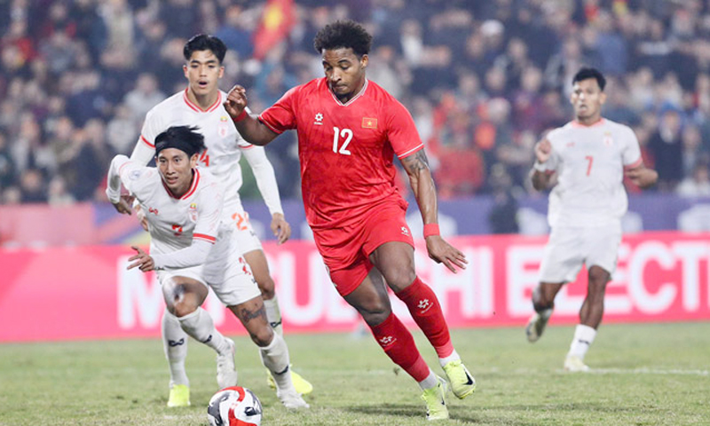 Đội tuyển Việt Nam: Vui thôi, đừng vui quá