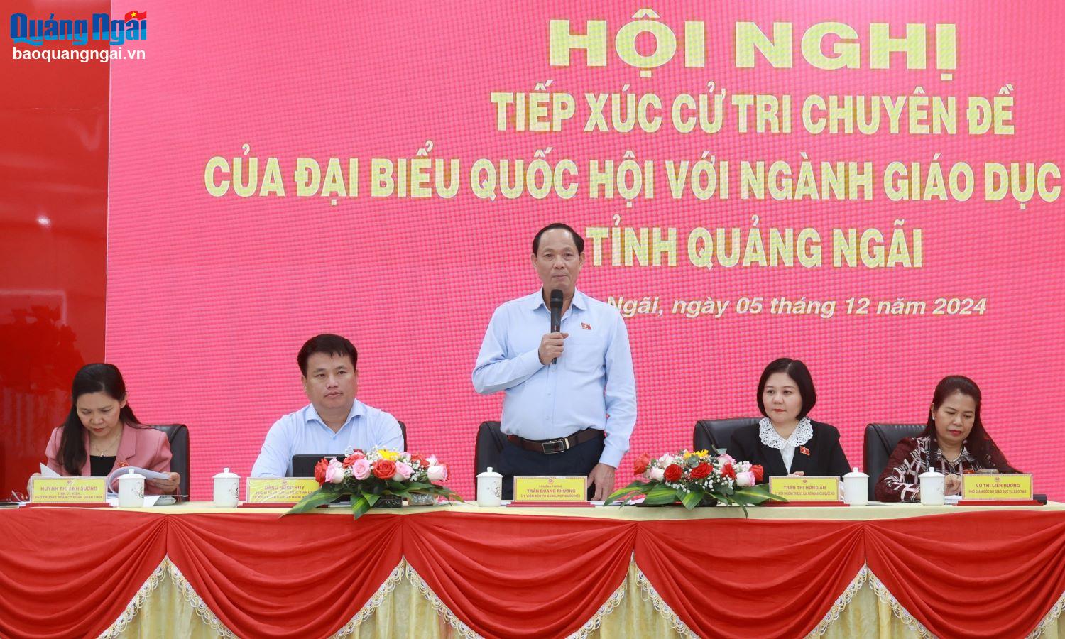 Đoàn Đại biểu Quốc hội tỉnh tiếp xúc cử tri chuyên đề với ngành Giáo dục và Đào tạo