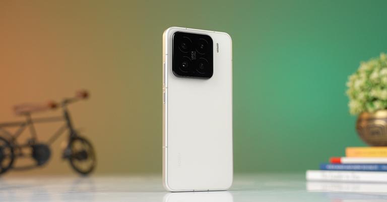 Xiaomi 15 Series ra mắt với HyperOS 2, Snapdragon 8 Elite 