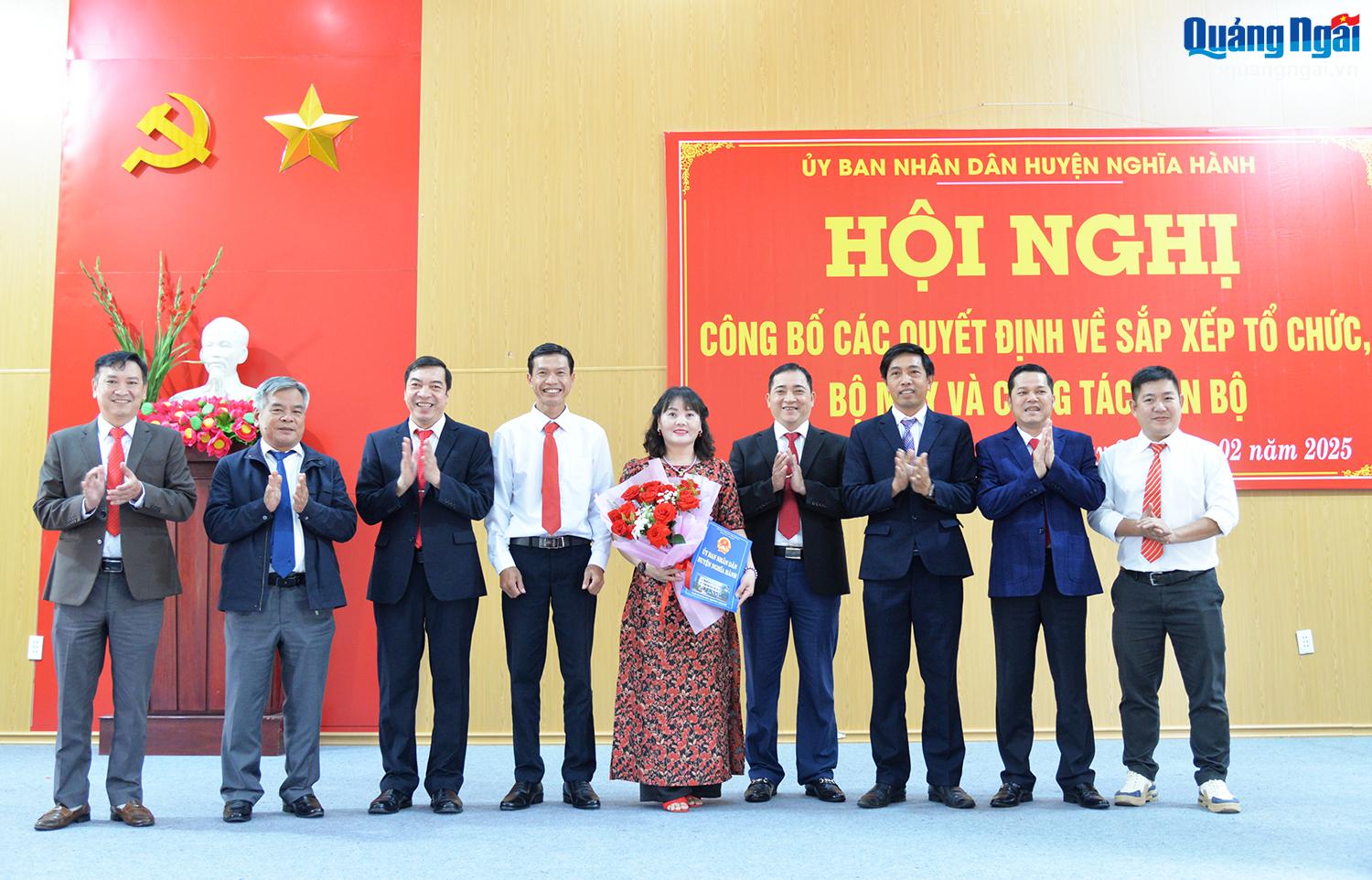 Thành lập 4 phòng chuyên môn thuộc UBND huyện Nghĩa Hành