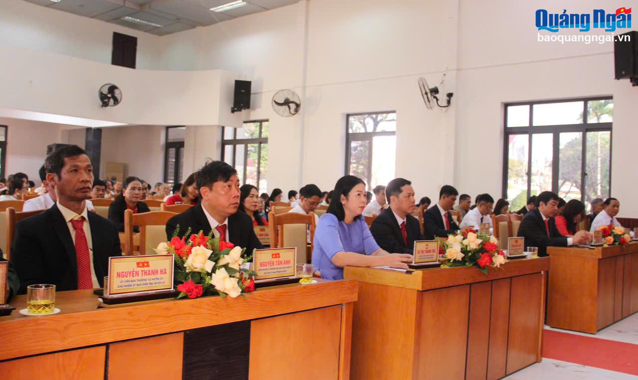 Huyện ủy Nghĩa Hành tổ chức kỷ niệm 95 năm Ngày thành lập Đảng Cộng sản Việt Nam