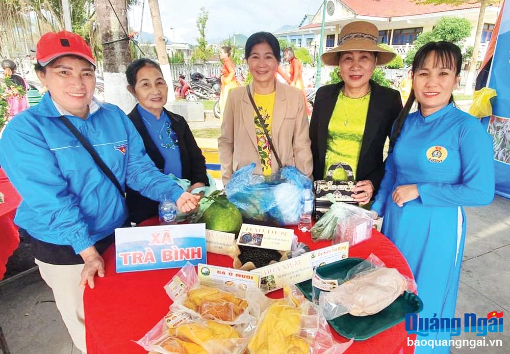 Đưa sản phẩm gà ủ muối ra thị trường