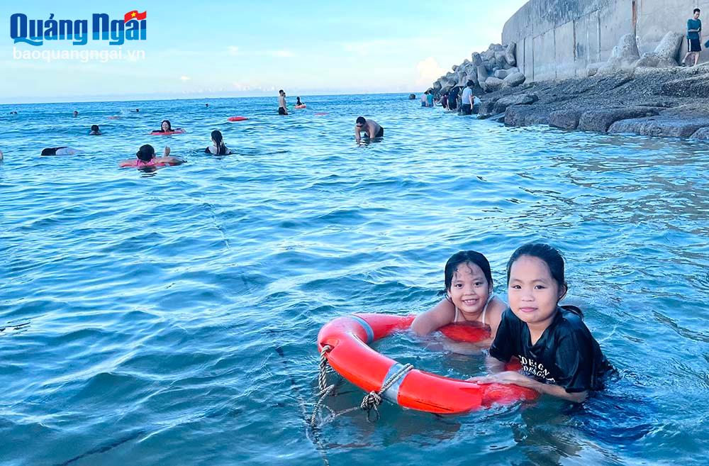 Hành động vì cộng đồng