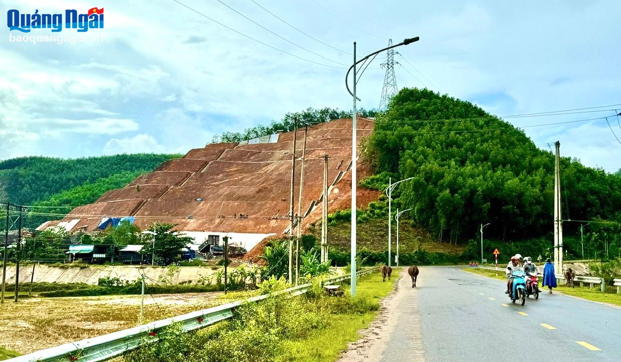 Sự thật về thông tin chi 17 tỷ đồng chỉ để bảo vệ 5 hộ dân