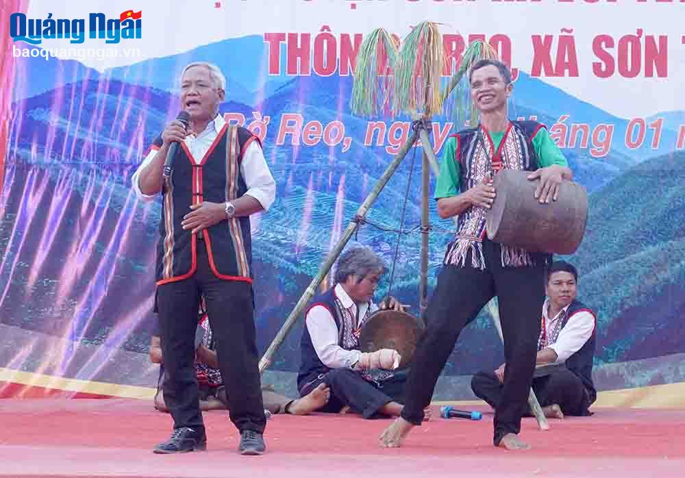 Nâng cao đời sống tinh thần cho đồng bào