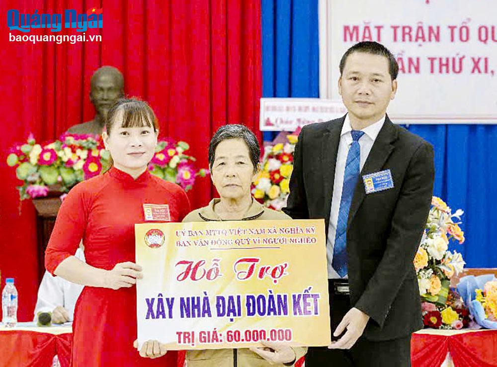 Xóa nhà tạm, nhà dột nát cho hộ nghèo, cận nghèo