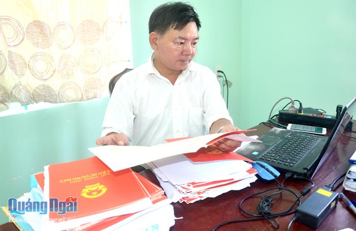 Đức Phổ: Nhiều giấy chứng nhận quyền sử dụng đất chưa được cấp